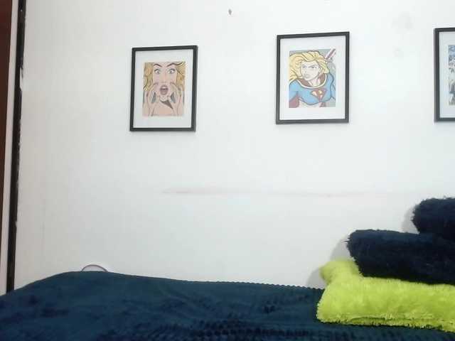 Live sex webcam photo for jennifer-v #273177645