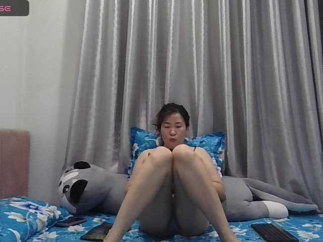 Live sex webcam photo for jenniferasian #277776254