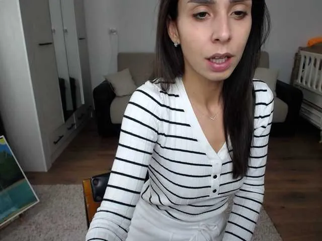 Live sex webcam photo for jenniferburrill #292088523