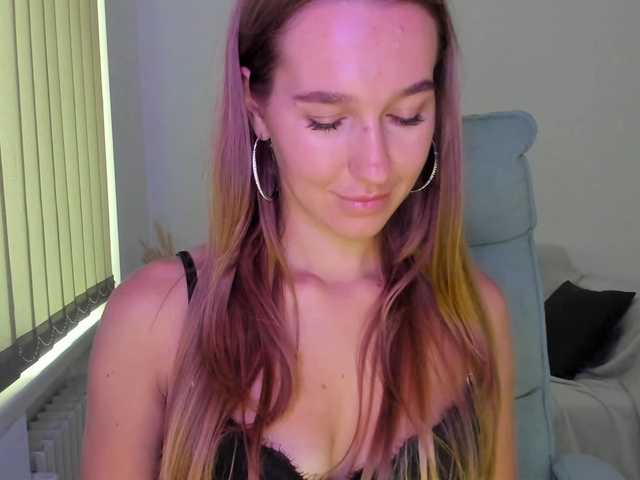 Live sex webcam photo for jennymoor #274391308