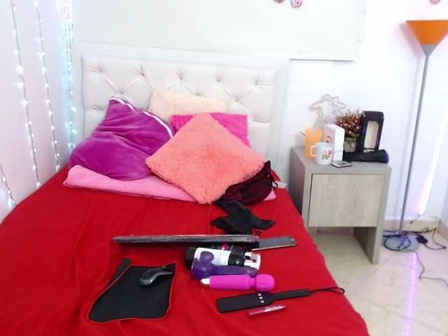 Live sex webcam photo for jennyssa #273130722