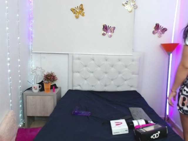 Live sex webcam photo for jennyssa #273372557