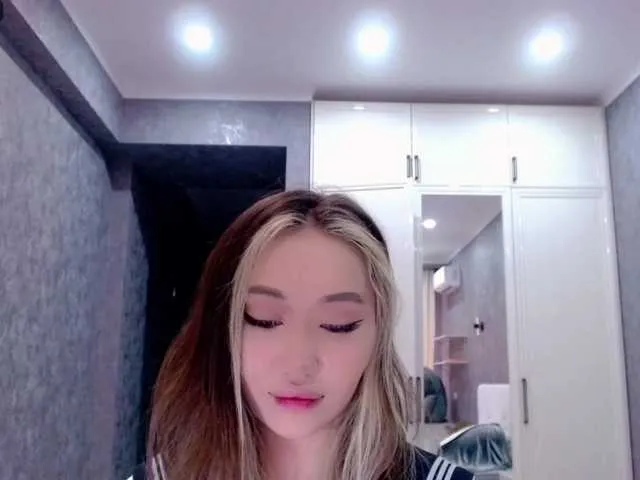 Live sex webcam photo for jenycouple #277703493