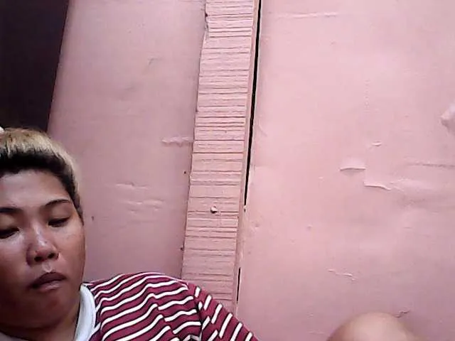 Live sex webcam photo for jerlencumshow #272551917