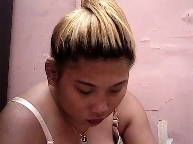 Live sex webcam photo for jerlencumshow #272562133