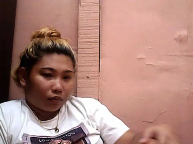 Live sex webcam photo for jerlencumshow #272582516