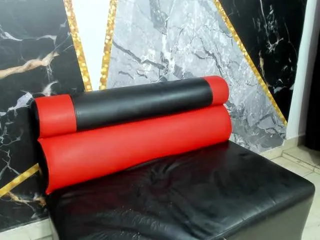 Live sex webcam photo for jessi-and-boy #291694246