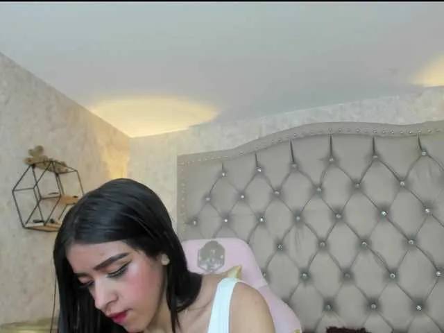 Live sex webcam photo for jessia-angels #290247086