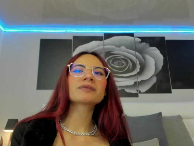 Live sex webcam photo for jessica-moreno #276782302