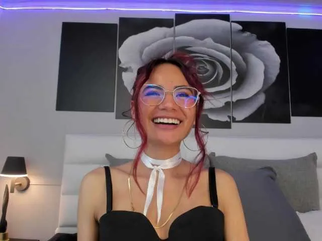 Live sex webcam photo for jessica-moreno #276868061