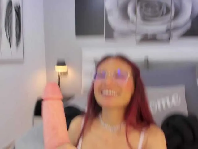 Live sex webcam photo for jessica-moreno #276879421