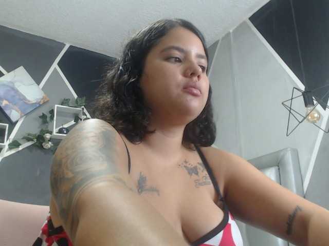 Live sex webcam photo for jessica-sweety #290571196