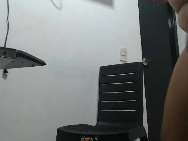 Live sex webcam photo for jessica-sweety #292023472