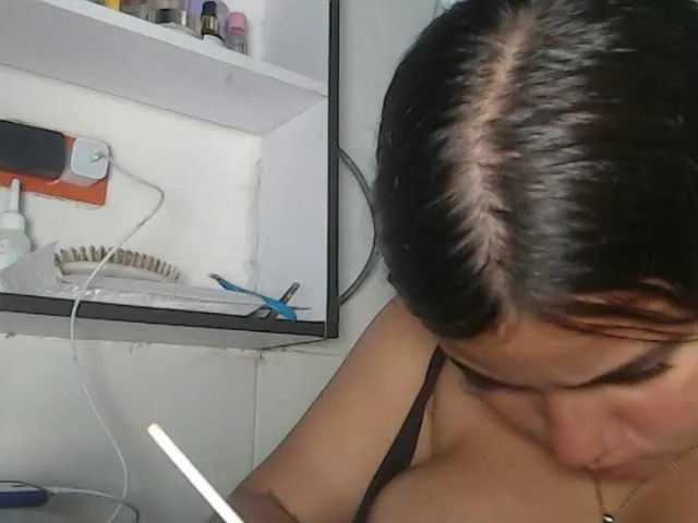 Live sex webcam photo for jessica-sweety #293461194