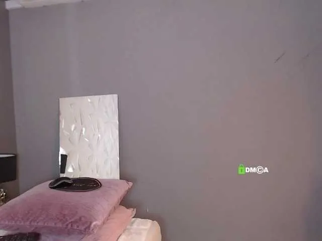 Live sex webcam photo for jessica23a #274585355