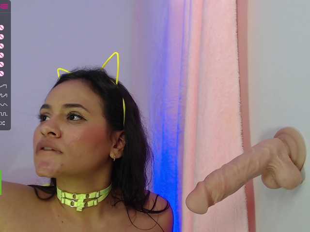 Live sex webcam photo for jessihorny #274631639