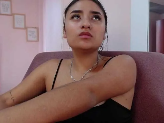 Live sex webcam photo for jessilee #273564339