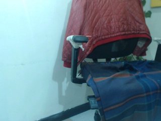 Live sex webcam photo for jessluc #169588193