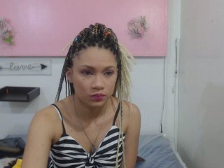 Live sex webcam photo for jessluc #169714181