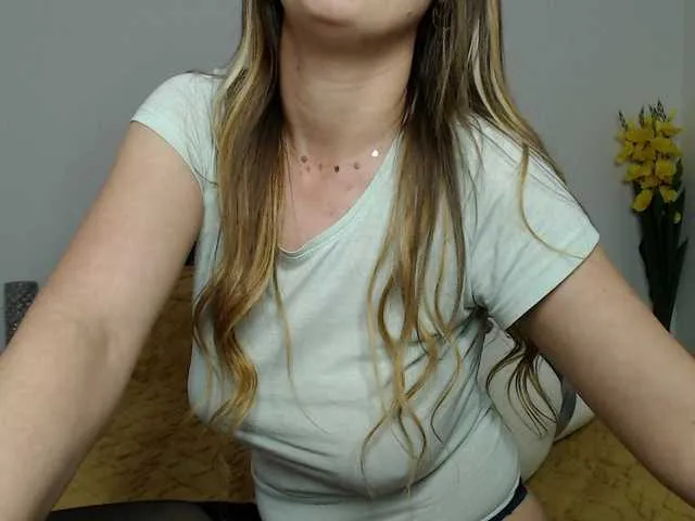 Live sex webcam photo for jessy-jessy #290970696