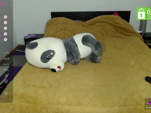 Live sex webcam photo for jessy-jessy #290978689