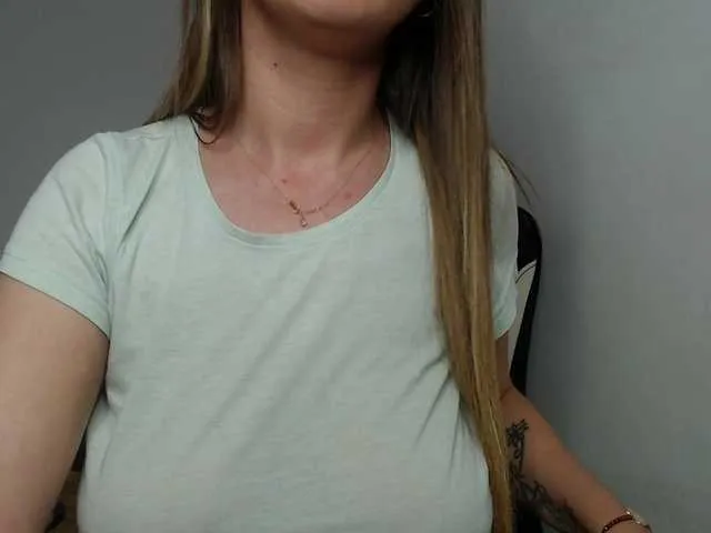 Live sex webcam photo for jessy-jessy #291036184