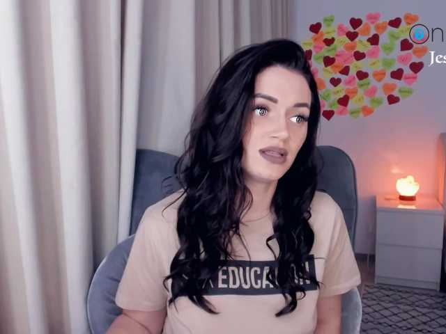 Live sex webcam photo for jessykm123 #272206738