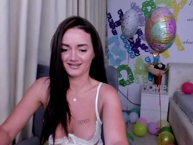 Live sex webcam photo for jessykm123 #275576051