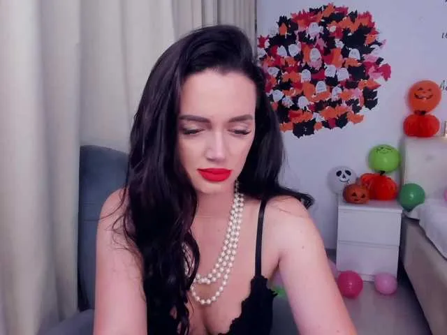 Live sex webcam photo for jessykm123 #276607846