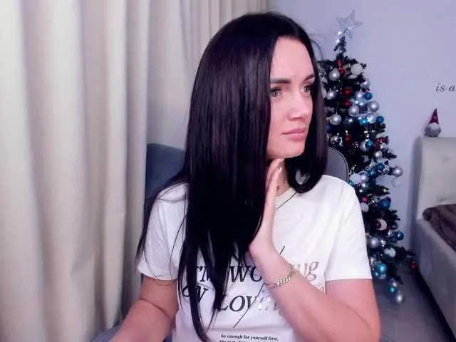 Live sex webcam photo for jessykm123 #276938080