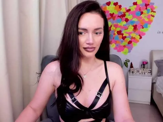 Live sex webcam photo for jessykm123 #277312631