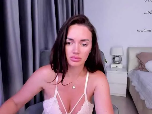 Live sex webcam photo for jessykm123 #277771749