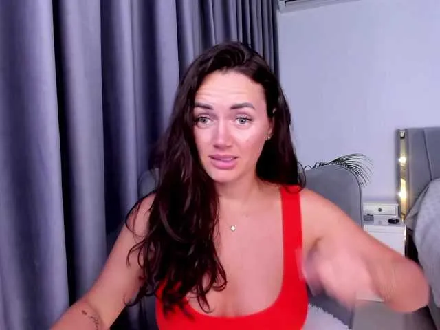 Live sex webcam photo for jessykm123 #278254595