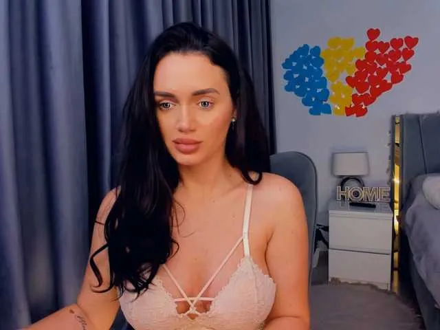 Live sex webcam photo for jessykm123 #290395525