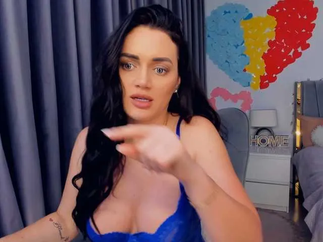 Live sex webcam photo for jessykm123 #290460486