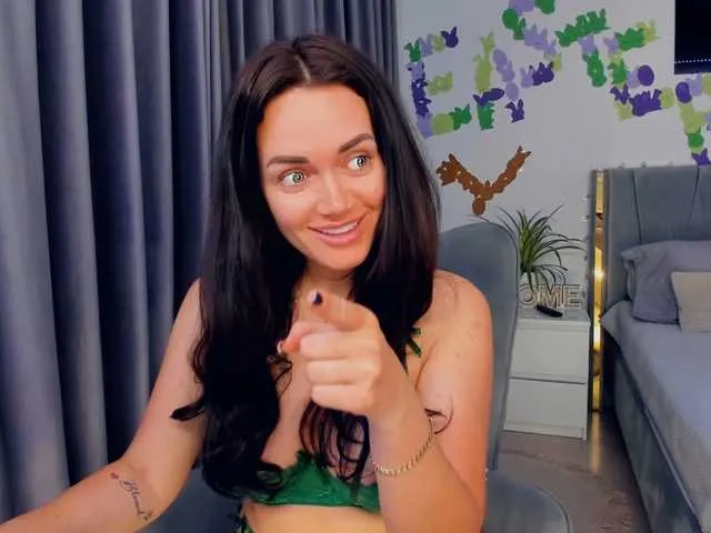 Live sex webcam photo for jessykm123 #290835897