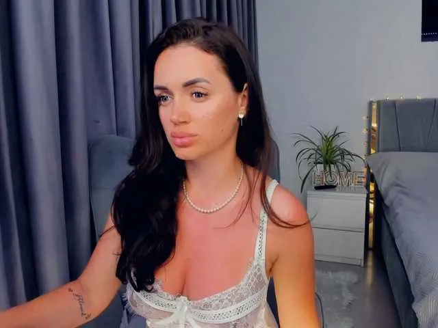 Live sex webcam photo for jessykm123 #290931897