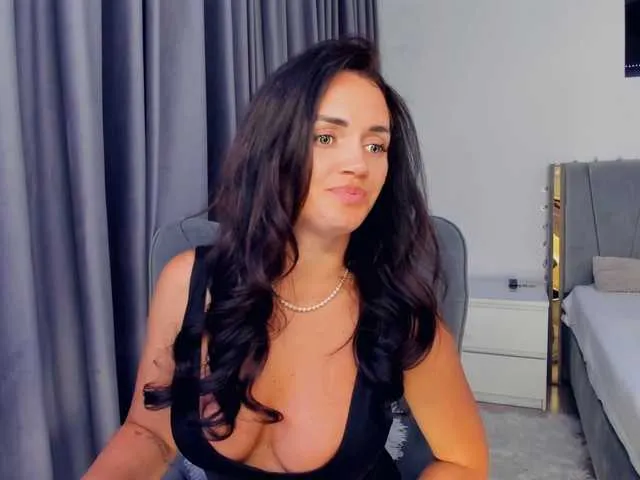 Live sex webcam photo for jessykm123 #291064901