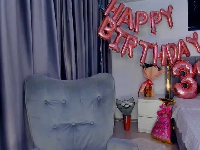 Live sex webcam photo for jessykm123 #291348386