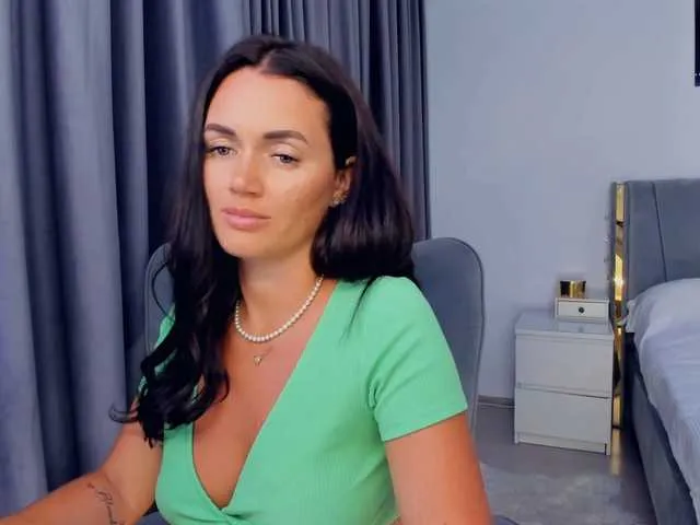 Live sex webcam photo for jessykm123 #291496691