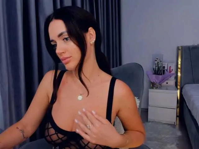 Live sex webcam photo for jessykm123 #292263518