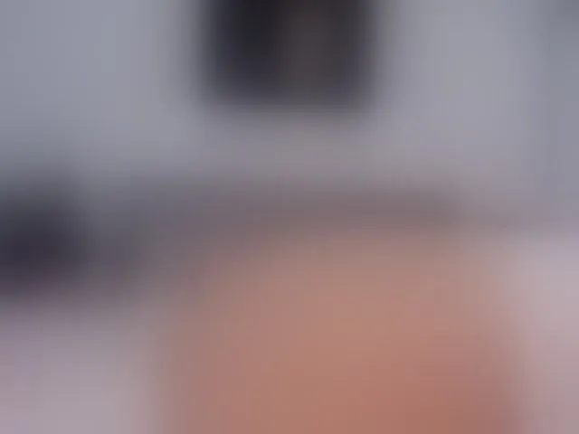 Live sex webcam photo for jessykm123 #292997452