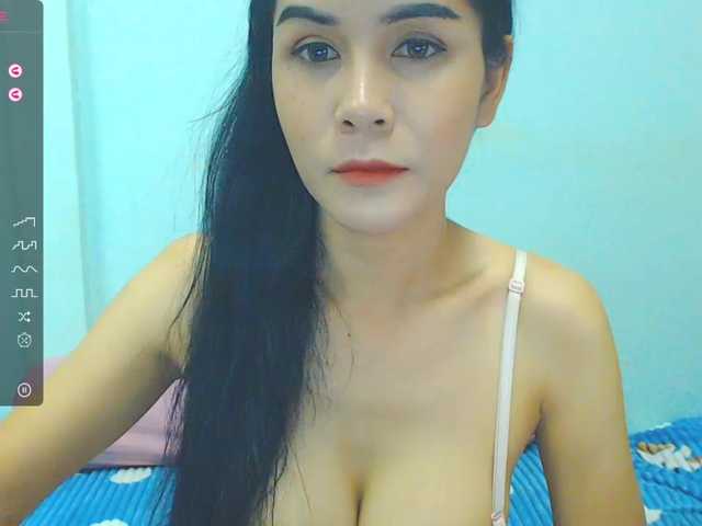 Live sex webcam photo for jessythailand #277534436