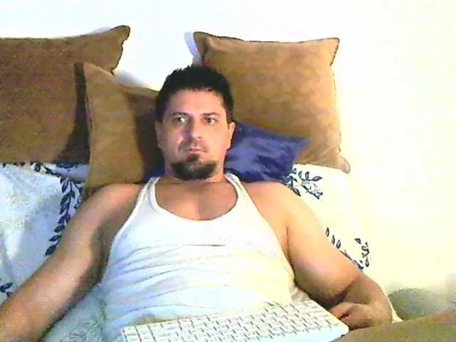 Live sex webcam photo for jeteveux1 #274216052