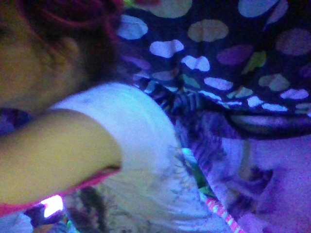 Live sex webcam photo for jetmakesmewet #278106367