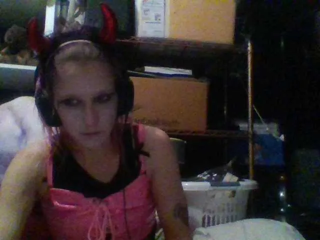 Live sex webcam photo for jetmakesmewet #281406518