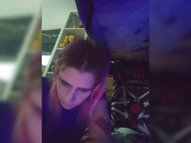 Live sex webcam photo for jetmakesmewet #283579504