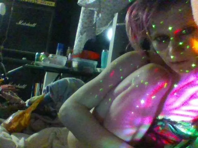 Live sex webcam photo for jetmakesmewet #284347180