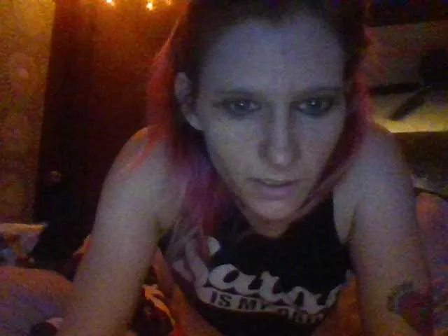 Live sex webcam photo for jetmakesmewet #285827210