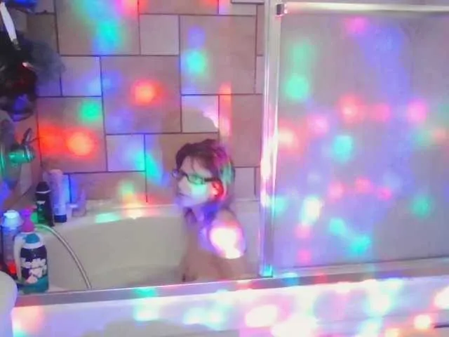 Live sex webcam photo for jetmakesmewet #289489536